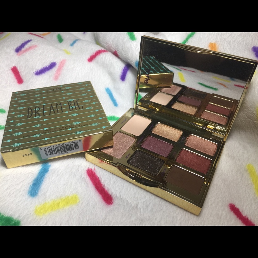 TARTE
dream big eyeshadow palette